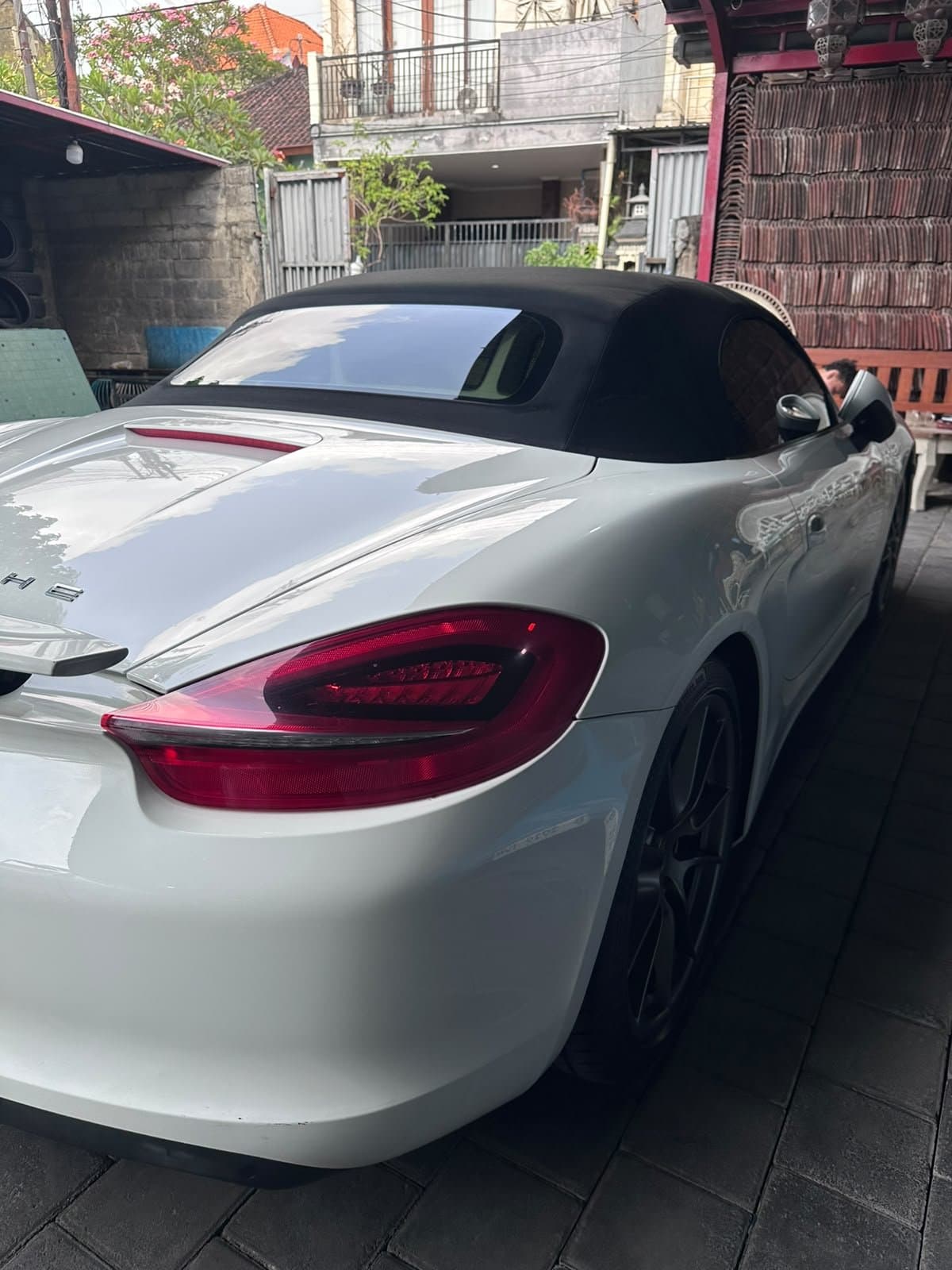 Porsche Boxster (White) 5