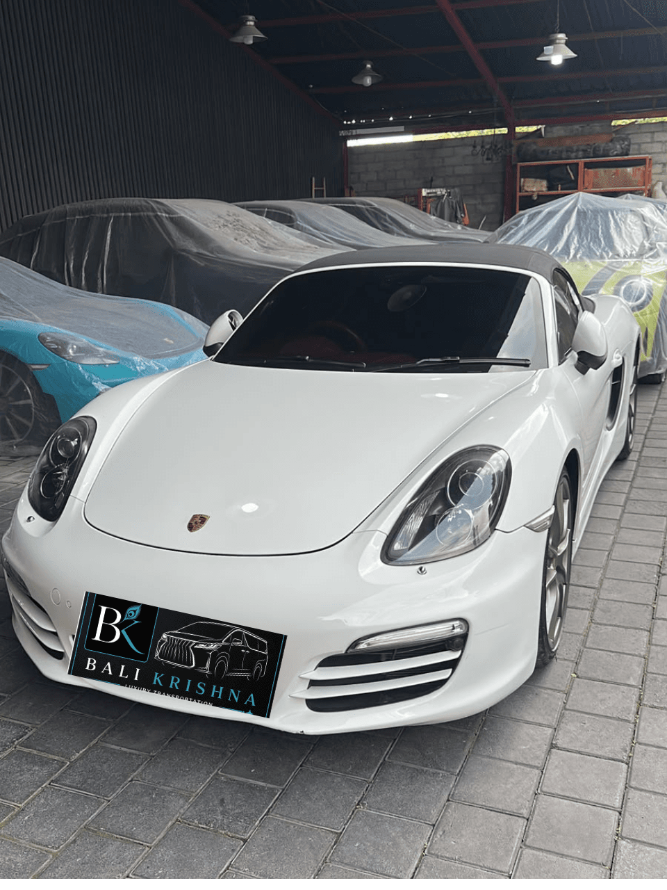 Porsche Boxster (White) 7