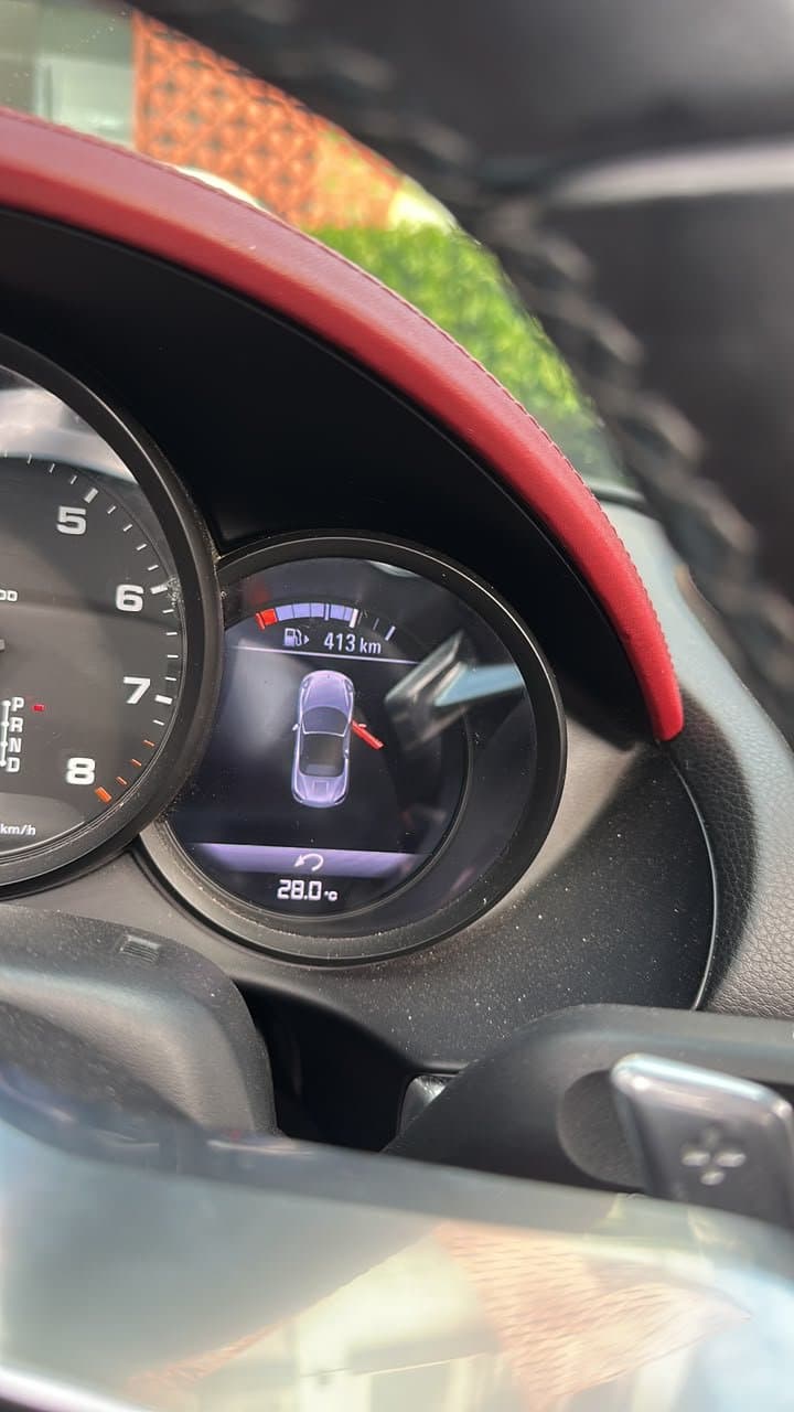 Porsche 718 Grey Convertible 5