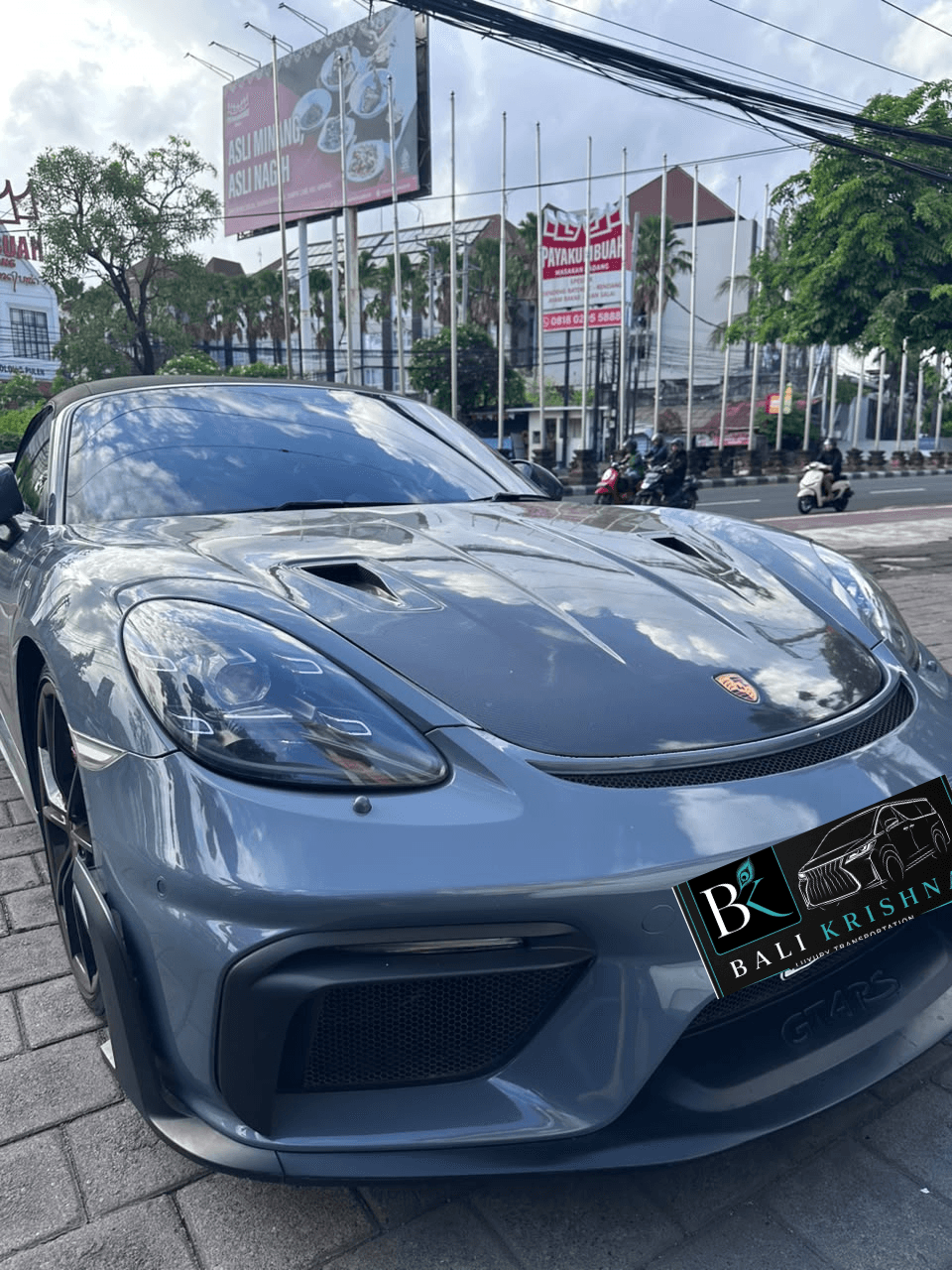 Porsche 718 Grey Convertible 6
